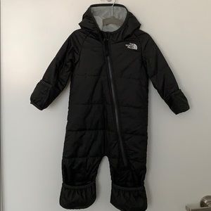 BNWOT The North Face Infant Snowsuit